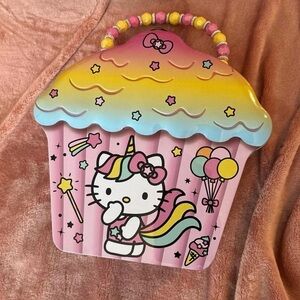 Hello Kitty Cupcake Storage Box